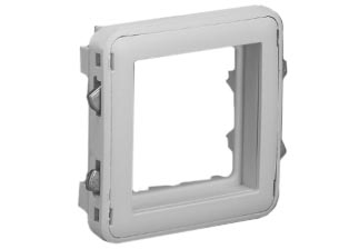 MODULAR DEVICE MOUNTING FRAME / COVER, IP20 RATED, DESIGNED TO BE INSTALLED IN MODULAR DEVICE SURFACE MOUNT BOXES, FLUSH MOUNT WALL BOXES AND PANEL MOUNT FRAMES. GRAY. 

<br><font color="yellow">Notes: </font> 
<br><font color="yellow">*</font> # 69582X45 mounting frame / cover, accepts 45mmX45mm & 22.5mmX45mm modular size outlets, switches and related devices.
<br><font color="yellow">*</font> Not for use with # 70100X45-IT, 74600X45, 685041X45, 685042X45 outlets, # 79512X45 switch.
 