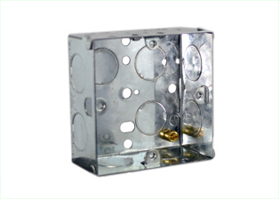 EUROPEAN, INTERNATIONAL, BRITISH, UNITED KINGDOM FLUSH MOUNT ONE GANG STEEL WALL BOX <br><font color="yellow">(35mm DEEP)</font> WITH "EARTH" GROUNDING TERMINAL, 20mm KNOCKOUTS. 

<br><font color="yellow">Notes: </font> 
<BR><font color="yellow">*</font> Accepts 86mmX86mm size Sockets, Outlets, Switches, Devices with 60mm (60.3mm) mounting centers. <br><font color="yellow">*</font> Verify mating product(s) depth dimension for compatibility with #72350X35D wall box.
<br><font color="yellow">*</font> Deeper wall box available, view #72350X47D.
<br><font color="yellow">*</font> Surface mount modular device wall boxes available, view part #79235X45, 79230X45 series.
<br><font color="yellow">*</font> British, United Kingdom plugs, power cords, outlets, power strips, GFCI-RCD receptacles, sockets, connectors, listed below in related products. Scroll down to view.
 