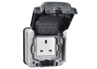 BRITISH, UNITED KINGDOM, SAUDI ARABIA WEATHERPROOF IP66 RATED RECEPTACLE, 13 AMPERE-250 VOLT, TYPE G, UK1-13R, SURFACE MOUNT WALL BOX, IP66 RATED COVER CLOSED WHILE IN USE, SHUTTERED CONTACTS, 2 POLE-3 WIRE GROUNDING (2P+E). GRAY.

<BR><font color="yellow"> Notes:</font>

<BR><font color="yellow">*</font> Cover is gray, not transparent.

<BR><font color="yellow">*</font> In use weatherproof cover. Cover closed down over angle plugs maintains a IP66 rating while in use.

<BR><font color="yellow">*</font> M20 knockout type cable entries [expandable to M25] - 3 places [top, bottom, sides].

<BR><font color="yellow">*</font> M20 cutout type cable entry [expandable to M25] - 1 place [base of box].

<BR><font color="yellow">*</font> Material = UV stabilized PC, Temp. rating = -5C to +40C.
<BR><font color="yellow">*</font> Mating receptacles, sockets, outlets are listed below in related products. Scroll down to view.
