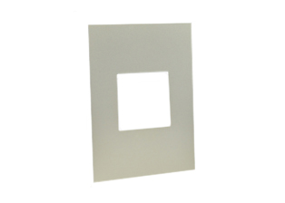 WALL PLATE, ALUMINUM COLOR. ONE GANG SIZE. ACCEPTS ONE 45mmX45mm OR TWO 22.5mmX45mm SIZE MODULAR DEVICES. 

<br><font color="yellow">Notes: </font> 
<br><font color="yellow">*</font> Requires #79120X45-N mounting frame. Frame mounts on American 2x4 wall boxes.
<br><font color="yellow">*</font> Material = Thermoplastic.
