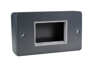 SURFACE MOUNT 1.5 GANG METAL BOX AND COVER. ACCEPTS 67.5mmX45mm, 45mmX45mm, 22.5mmX45mm SIZE MODULAR DEVICES. GROUNDING TERMINAL, 20mm CONDUIT KNOCKOUTS. GRAY.

<br><font color="yellow">Notes: </font>
<BR><font color="yellow">*</font> View European, British, International Outlets / Switches. <a href="https://www.internationalconfig.com/modular_electrical_devices.asp" style="text-decoration: none">[ Entire Modular Device Series ]</a>

<br><font color="yellow">*</font> <font color="yellow">Note: </font> Not for use with # 70100X45-IT, 685041X45, 685042X45 outlets.
 <br><font color="yellow">*</font> Option = Use insulated surface mount wall box # 680603X45 for above outlets.
 
<br><font color="yellow">*</font> Conduit knockouts located on the base of the unit may not be suitable for use with some devices.
<br><font color="yellow">*</font> Wall plates, wall boxes, power outlets, switches, mounting frames are listed below. Scroll down to view.

 